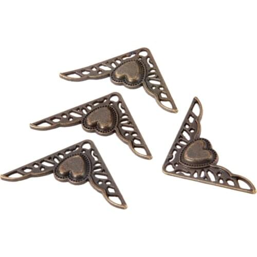 4pcs/lot Antique Bronze Heart Corner Protectors Retro 35*35mm Box Album corner Decorative Vintage Hollow Cover Jewelry Gift Case