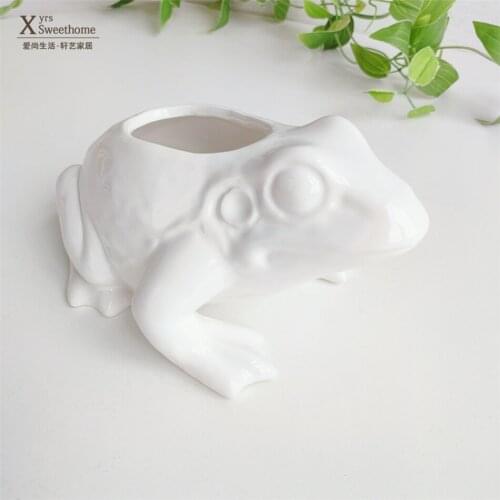 American creative ceramic flower arrangement frog shaped flower ware personalized storage ornament gift porcelain