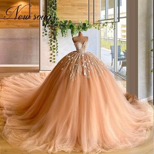 Customized Appliques Evening Dresses Long Strapless Celebrity Gowns 2020 Arabic Dubai Prom Dress Champagne Women Evening Wear