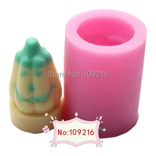 Wholesale!!!1pcs 3D 3.5*5.5CM Halloween Pumpkin (LZ0141) Silicone Handmade Candle Mold Crafts DIY Mold