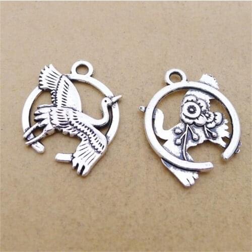 BULK 30 Zinc Alloy Antique Silver Plated Stork in Circle Charms Bird Pendant for DIY Jewelry Making 22*28mm 2.6g