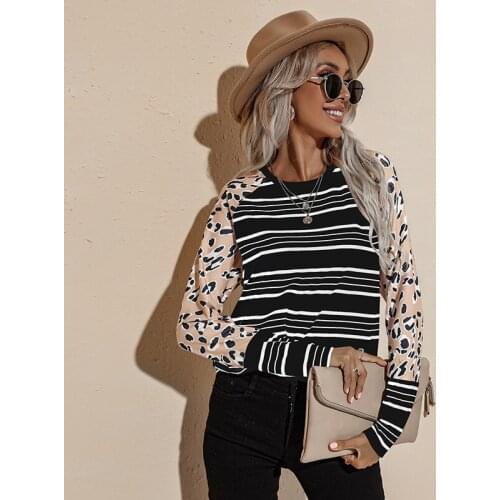 Womens Top Spring Autumn Striped Long Sleeve T-shirts Elegant Vintage Leopard Stitching Basic White Tops Womans Clothing 2021