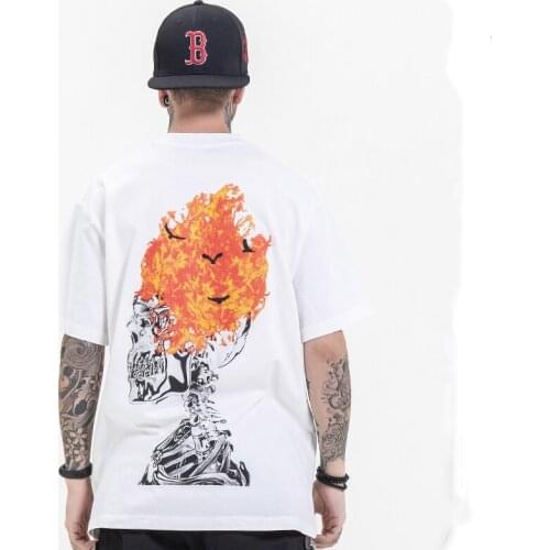 Hip Hop T-shirt Mens Streetwear Harajuku Oversized Flame Skull Print Tshirt Cotton Oversized Loose Top 2021 Summer Short Sleeve