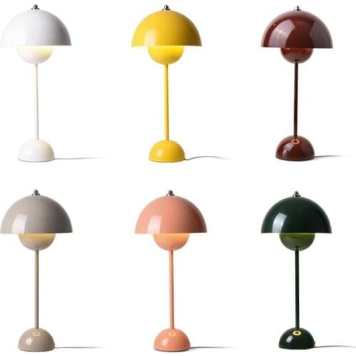 Postmodern Denmark Table Lamp Macaron Colorful Minimalist Nordic Desk Lamp Designer Creative Office Home Bedroom Foyer Hotel