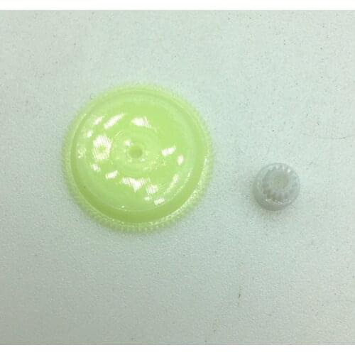 2pcs 81 teeth 15 teeth Plastic spur gear for Grundig CN930 C6200 CN830 cassette deck audio player 6200 Automatic 1975