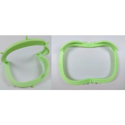 Dental Frame Hager for Rubber Dam Sheet Light Foldable X-Ray Film Foldable 135℃ 14*9.5cm Green