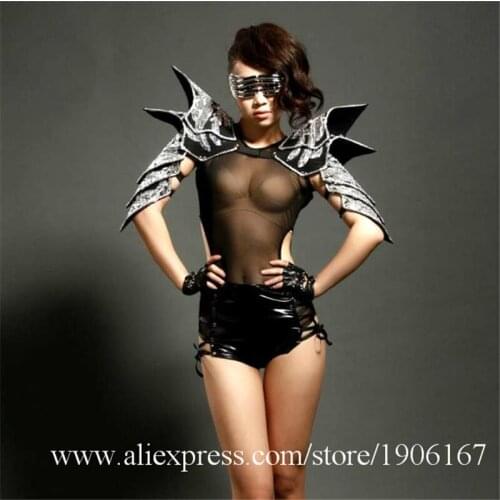 2018 New Nightclub Female Singer DJ Jazz Dance Suit Sexy Lady Shoulder shorts Armor Stage Performance Costumes