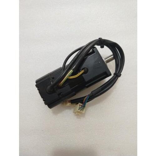 CSM-02BB1ABT3 SERVO MOTOR , used in good condition . 80% appearance new , good working , free shipping