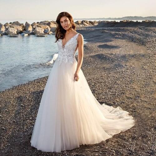 Spaghetti Straps with Crystals A-line Beach Champagne Wedding Dress with Lace Bridal Dress robe de mariage