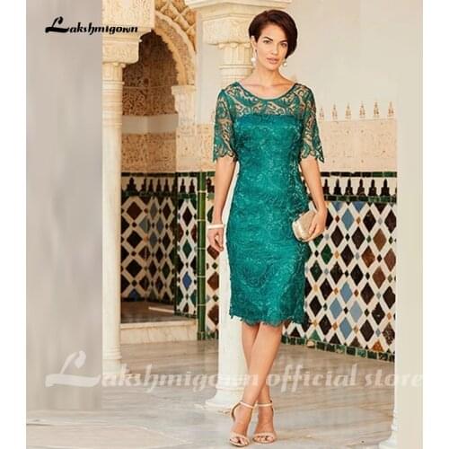 Dark Green Knee Length Lace Mother of the Bride Dresses Jewel Neck Half Sleeve Wedding Party Gowns 2021 Latest
