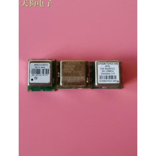Cutting Constant-temperature Crystal Oscillator OCXO Ox-6500gg 30.72Mhz 30M72 Second-hand