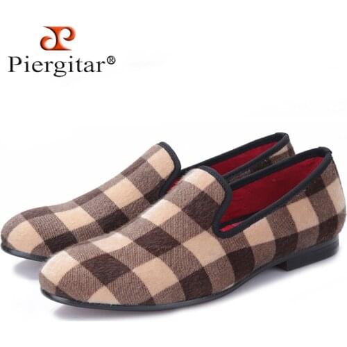 Piergitar 2019 Handmade Mixed colors Plaid pattern men velvet shoes Fashion party and banquet mens loafers plus size