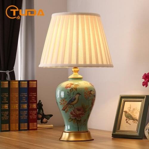 TUDA American Table Lamp for Bedroom Bedside Lamp New Chinese Style European Style Painted Flower and Bird Ceramic Table Lamp