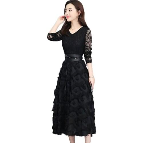 2020 spring new Hepburn style small black dress womens fashion sexy mid-length V-neck Long sleeve lace dresses