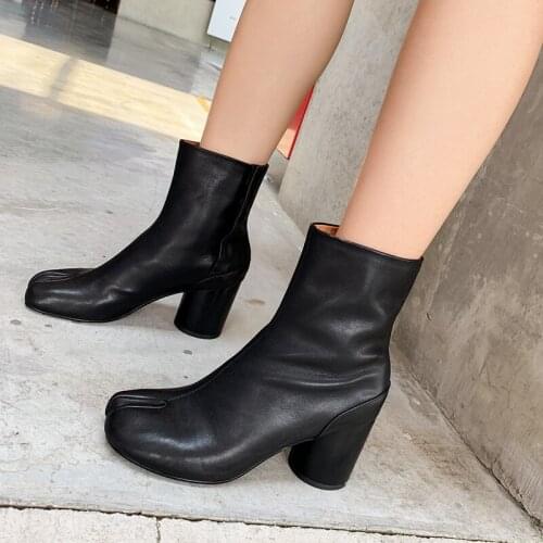 QZYERAI New style The western boots Genuine leather Female boots Womens boots cowhide Autumn and winter Womens shoes