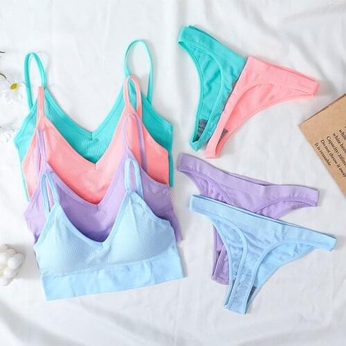 Women Bra And Panty Set Underwear Seamless Sport Bra Low Waist Thongs Lingerie Sexy Set Active Bra Cropped Cami Fitness Top Set