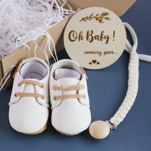 Baby Newborn Gift Set With Box PU Leather Shoes Teether Pacifier Clip Baby Milestones Photography Accessories