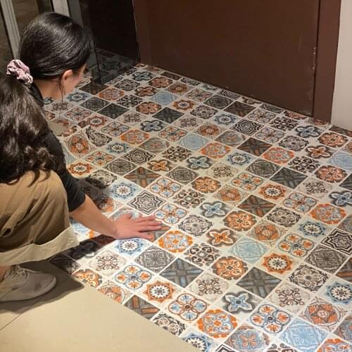 Self-Adhesive PVC Floor Stickers Bathroom Bathroom Floor Tile Stickers Waterproof Non-Slip Wear-Resistant Kitchen Floor Renovati
