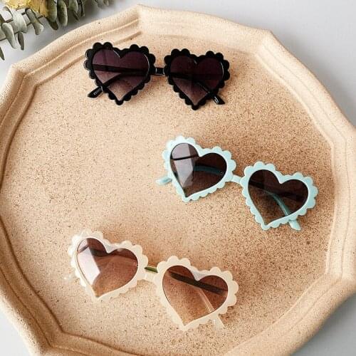 Kids Toddler Heart Shaped Sunglasses Cute Fashion UV Protection Sun Glass for Chirldren 2-8Years