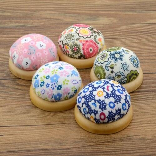 Cute Ball Shaped DIY 1Pc Japanese Craft Needle Pin Cushion Holder Sewing Kit Pincushions Diy Sewing Household Sewing Supplies G