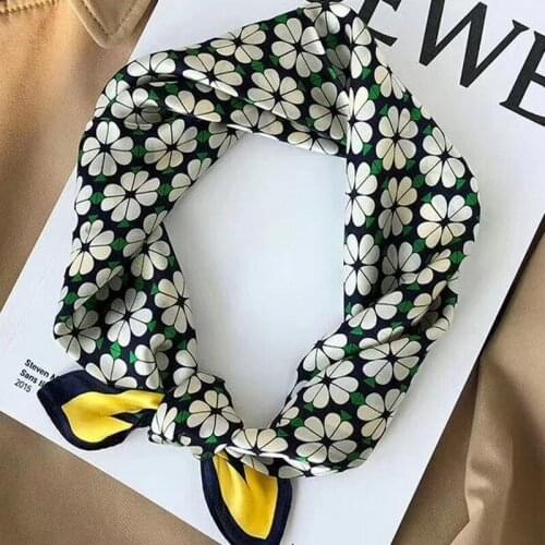 Trendy Pure Silk bandans Square magic scarf Hair Tie Band Women Elegant Women Wrap Handkerchief Bandana Accessories Hijab