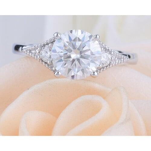 Veryins 10K White Gold Center 1.5ct 7.5mm F Color Moissanite Engagement Ring for Women Wedding Gift