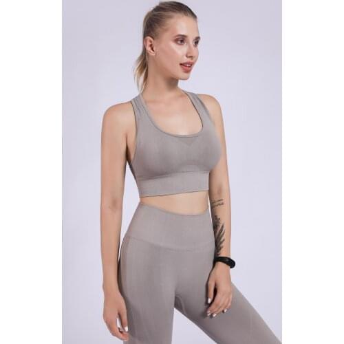 New Seamless Hip Lifting Yoga Pants Sexy Sports Bra High Elastic Fitness Pants Yoga Suit