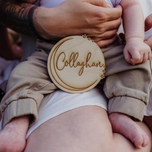 Custom Engraved wood Baby Name Sign,Round Birth Announcement Plaque, Nursery decoration, newborn photo shoot Milestone Card