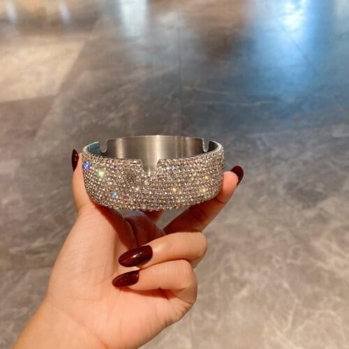 Glittering CIGAR ASHTRAY mold outdoor portable inlaid diamond ashtray car ashtray cigarette smoking accessories weed lovely girl