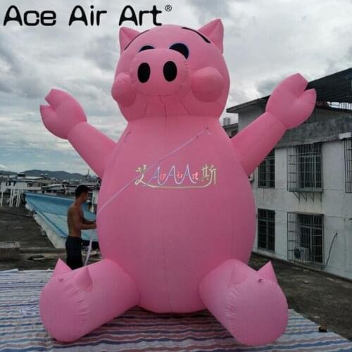 Charming naive huge pink sitting inflatable pig with hands up cartoon animal replica for advertising/ playground decoration