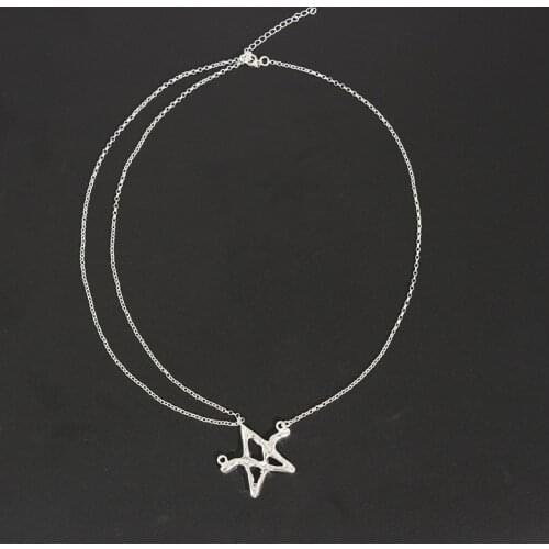 European and American court retro stacking hip-hop punk five-pointed star gold-plated double-layered cascading necklace