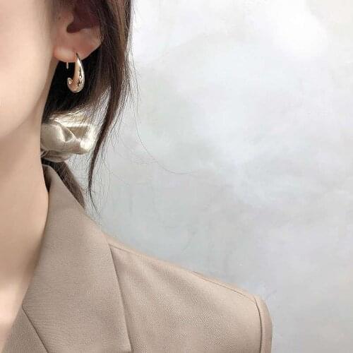 2 Size Gold Silver Color U Shape Geometric Earrings Hollow Thick Hoop Earrings for Women Elegant Minimalist Earrings