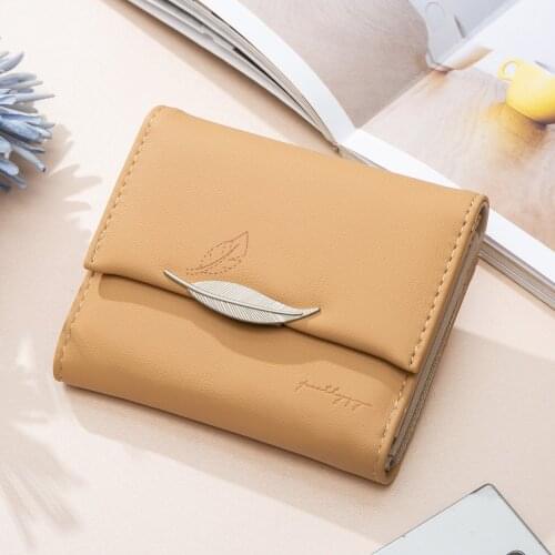 Women Wallets Fashion Short Leaves Printing Female Metal Leaves Zipper Hasp Leather Coin Purses Ladies Letters Credit Cards
