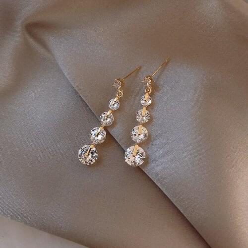 Darling Wellton Dangle Earrings