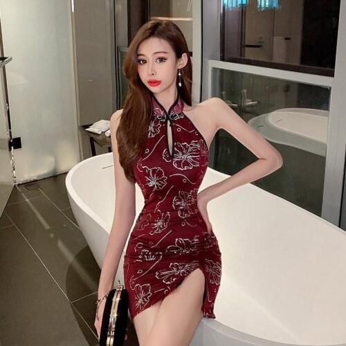 Real Shot 2021 New Fashion Womens Sexy Halter Neck Split Hip Cheongsam Slim Bronzing Dress