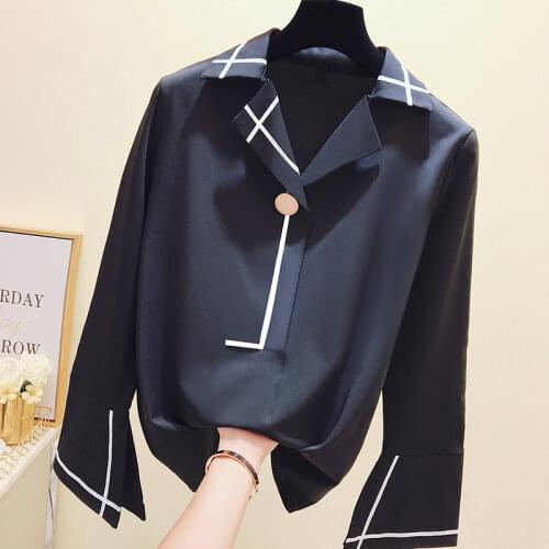 Summer new women blouse and shirts v-neck turn-down collar flare sleeved striped office lady elegant white shirts outwear tops