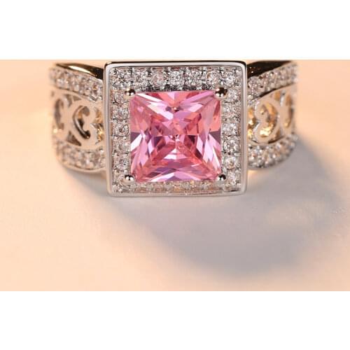 Pink Square Crystal Ring Ms. Engagement Glamour Fashion Single Charm Seal Metal Ring Colorful Zircon Gift Party Party Ring Gift