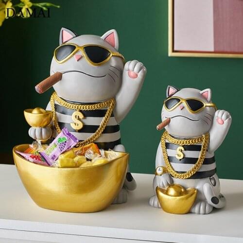 Lucky Cat Figurine Resin Charms Storage Ornaments European Style Anime Decor Statue Candy Snack Tray Home Decoration Accessories
