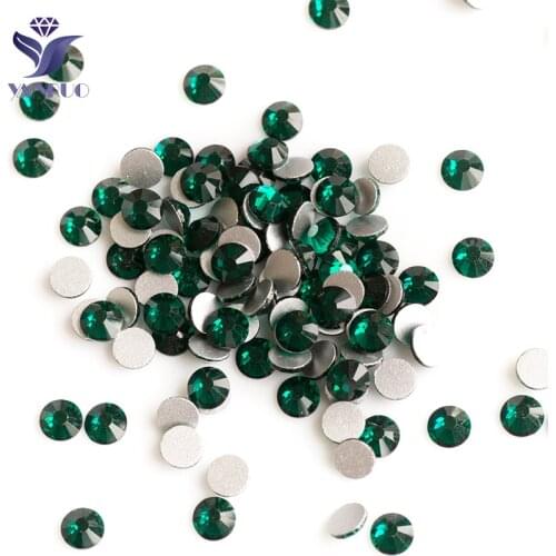 2058NoHF Emerald SS20 Flatback Non Hotfix Rhinestones for Clothing DIY Shiny Crystal Dance Dress Design