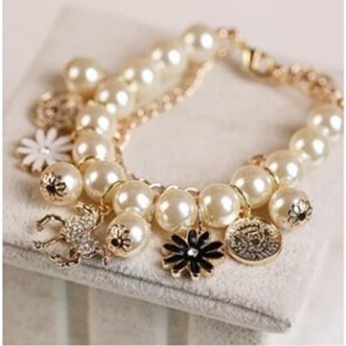 Korean fashion jewelry, horse head mash multilayered petals imitation pearls bracelet women Free shipping For Women