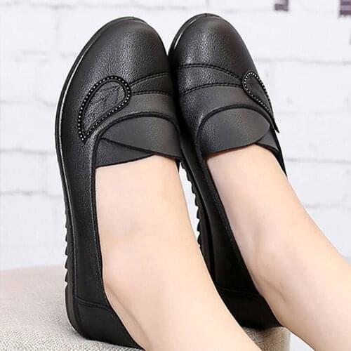 Leather shoes ladies loafers rhinestone black womens shoes autumn new products flat shoes womens shoes