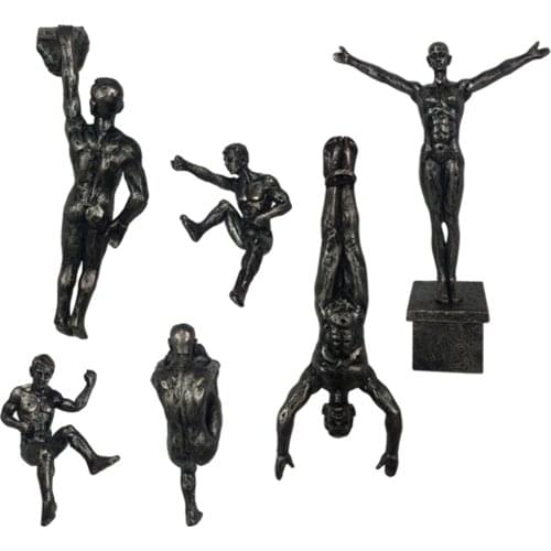 Retro Rock Climbing Men Industrial Style Sculpture Wall Hanging Decoration