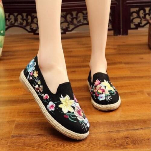 Spring Autumn New Outside National Style Retro Embroider Slip-On Canvas Women Loafers Flats Ladies Casual Shoes 0630