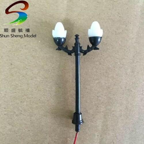 HO scale street light Diorama traffic signal light model for architectural building material choice