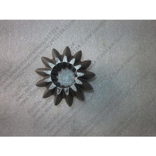 Weituo tractor TY254C, the gear of front drive axle, 13 teeth,14 splines, dia 70mm with dia of bearing 35mm