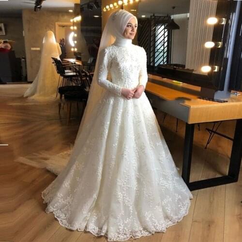 2020 Islamic Ivory Full Lace Pearls Muslim Wedding Dress without Hijab Long Sleeves Arabic Bridal Gowns Dubai Bride Dresses