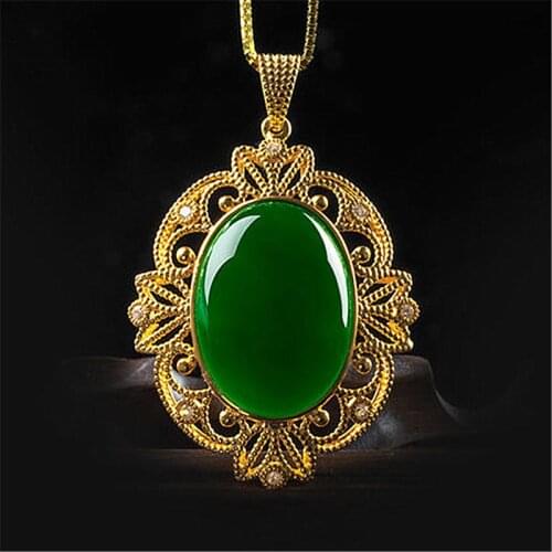 Luxury Gold Plated Green Gems Necklace Pendant Temperament Elegant Bridal Wedding Jewelry Mom Grandmother Gifts