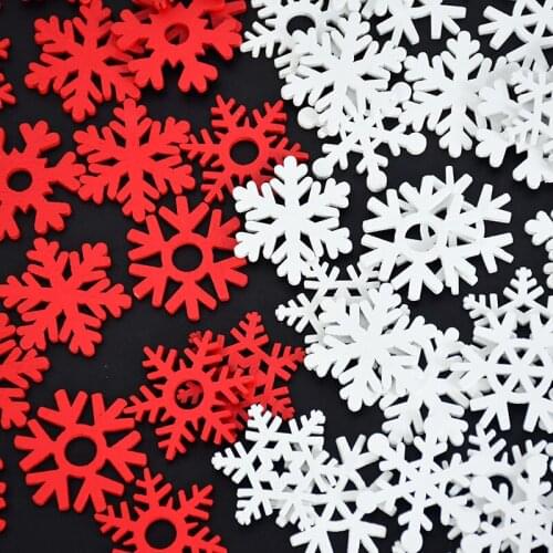50pcs/lot 35mm White Red Wooden Snowflakes Chips Christmas Ornaments Christmas Tree Pendants New Year Decorations For Home Decor