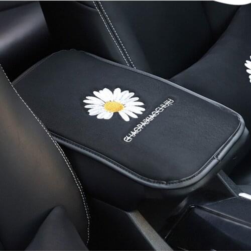 Creative Four Seasons Car Interior Cover Small Daisy Embroidered Female Car Car Decorative Armrest Box Pad Hand Protective Cover