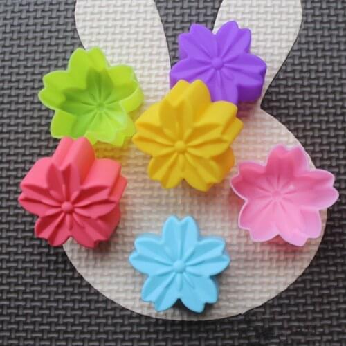 20 pcs/lot 3cm 5cm Food-grade silicone chocolate mold pudding jelly cake molds the cherry blossoms shaped soap mold bakeware